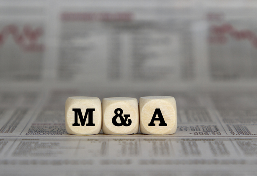 With US Move, Aegon Sells UK Unit to Standard Life for $2.71 Billion